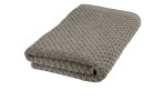 Ein gefaltetes Ross Duschtuch Harmony 70 x 140 cm in Grau mit Waffelmuster auf weißem Hintergrund.