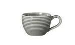 Der Seltmann Espresso Obere Beat Perlgrau 110 ml hat horizontale weiße Streifen und einen Henkel auf weißem Grund.