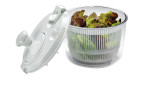 Die Küchenprofi Salatschleuder Mini 2,5 l ist transparent mit grünem Innenleben und seitlich aufgesetztem Deckel abgebildet.