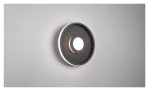 Die Trio LED-Deckenleuchte Ascari 30 cm wirft einen sanften Lichtschein auf eine weiße Wand. Leuchtmittel inklusive.