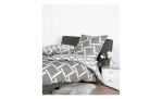  Bettwäsche Tango in der Größe 135 x 200 cm, in der Farbausführung beige / weiß mit Muster, bezogen auf einem Bett mit Deko