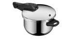 Der WMF Schnellkochtopf Perfect New 4,5 l ist ein silberner Edelstahl-Schnellkochtopf mit schwarzen Griffen und einem geschlossenen Deckel.