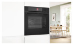 BOSCH Backofen HBG974LM1 in der Farbe Schwarz in einem Küchenschrank