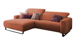 Komfort-Wohnlandschaft Lascondo Elwa, in der Farbausführung Orange, Schrägansicht mit Kissenset