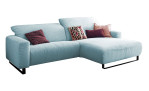 Komfort-Wohnlandschaft Lascondo Elwa, in der Farbausführung Light Blue, Schrägansicht mit Kissenset