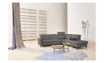Komfort-Ecksofa 1590, in der Farbausführung Dunkelgrau, in einem Raum stehendmit der Relaxfunktion