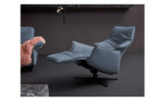 Basis-Relaxsessel 7911 in der Farbe Cool, Relaxfunktion mit Deko
