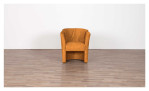 Sessel Luca in der Farbe Gold, in einem Zimmer