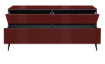 Lowboard Couleur in der Farbe Bordeaux mit Füßen und geöffneten Klappen und Schubladen, von vorne
