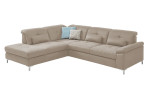 Komfort-Ecksofa plano|FORM Marbella, in der Farbausführung Natur, Schrägansicht mit Kissen