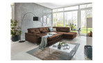 Komfort-Ecksofa plano|FORM Marbella, in der Farbausführung Braun, in einem Raum stehend mit der Schlaffunktion