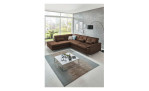 Komfort-Ecksofa plano|FORM Marbella, in der Farbausführung Braun, in einem Raum stehend