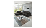 Komfort-Ecksofa plano|FORM Marbella, in der Farbausführung Anthrazit, in einem Raum stehend