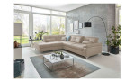 Basis-Ecksofa plano|FORM Marbella, in der Farbausführung Natur, in einem Raum stehend mit der Sitztiefenverstellung