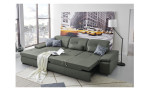 Komfort-Ecksofa plano|FORM Athen, in der Farbausführung Grün, in einem Raum stehend mit der  Schlaffunktion