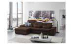Komfort-Ecksofa plano|FORM Athen, in der Farbausführung Kastanie, in einem Raum stehend