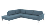 Komfort-Ecksofa plano|FORM Formello, in der Farbausführung Ocean, Schrägansicht