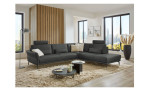 Komfort-Ecksofa plano|FORM Formello, in der Farbausführung Anthrazit, in einem Raum stehend