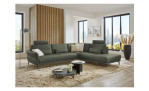 Komfort-Ecksofa plano|FORM Formello, in der Farbausführung Grün, in einem Raum stehend