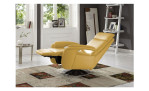 Basis-Relaxsessel plano|FORM Freeway, in der Farbausführung Yellow, in einem Raum stehend, mit der Relaxfunktion