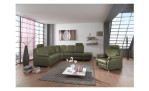 Sessel plano|FORM Tyler, in der Farbausführung Olive, in einem Raum stehend mit einem Sofa