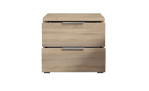 Nachttisch Svenja in der Farbe Eiche Sonoma. 2 geöffnete Schubkästen mit Kunststoffgriffen. Frontal abgebildet.
