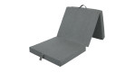 Faltmatratze Easydream, grau, 3-teilig, teilweise ausgeklappt, 63 cm breit, mit Stoffgriff und Lasche.