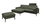 planoform Ecksofa El Paso in der Farbe Forest mit Hocker ohne Hintergrund