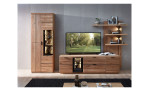 Komfort-Wohnwand Dublin aus Wildeiche mit Hochschrank, TV-Möbel, Regalen und integrierter LED-Akzentbeleuchtung.