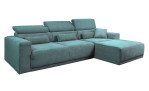 Basis-Wohnlandschaft Carter in der Farbe Blau, Ottomane auf der rechten Seite. In dekorierter Umgebung. Darstellung der manuellen Kopfteilverstellung.