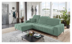 Wohnlandschaft Luan in Mint mit Ottomane links, Wohnlandschaft auf grauem Vintage-Teppich vor großen Fensterfronten.