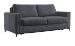 Hukla Basis-Schlafsofa Pickering: dunkelgrau, weiche Kissen, breite Armlehnen, schwarze Metallbeine auf weißem Hintergrund.
