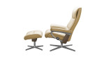 Relaxsessel mit Hocker Stressless View (M) Cross, in der Farbausführung Vanilla, Seitenansicht