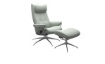 Relaxsessel mit Hocker Stressless Berlin M Star mit Bezug aus Paloma Echtleder in Breezy Blue und Gestell aus Aluminium