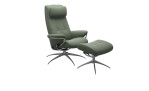 Relaxsessel mit Hocker Stressless Berlin M Star mit Bezug aus Batik Echtleder in Thyme Green und Gestell aus Aluminium