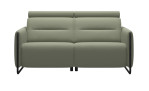 2-Sitzer Sofa Stressless Emely, in der Farbausführung Shadow Green, Frontansicht