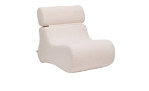 Relaxsessel Club mit ecrufarbenem Bouclebezug und klappbarer Kopfstütze