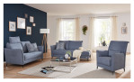 Komfort-Sitzgruppe MONDO Piatto, in der Farbausführung Blau, in einem Raum stehend