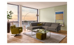 Komfort-Ecksofa MONDO Ensemble Lillia, in der Farbausführung Taupe, in einem Raum stehend, Schrägansicht