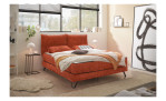 Boxspringbett set one Baldwin in der Farbe Orange, in einem Raum stehend
