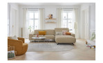 Komfort-Wohnlandschaft Musterrring MR 9450, in der Farbausführung Beige, in einem Raum stehend, Frontansicht