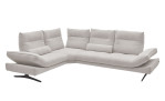 Komfort-Ecksofa Musterring MR 2795, in der Farbausführung Ivory, Schrägansicht, mit hochgeklappter Armlehne
