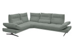 Komfort-Ecksofa Musterring MR 2795, in der Farbausführung Graugrün, Schrägansicht, mit hochgeklappter Armlehne