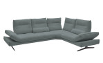 Komfort-Ecksofa Musterring MR 2795, in der Farbausführung Türkis, Schrägansicht, mit hochgeklappter Armlehne