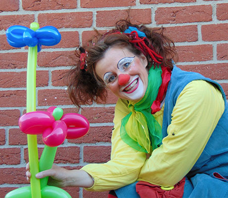 Clownin mit Ballonmodellage