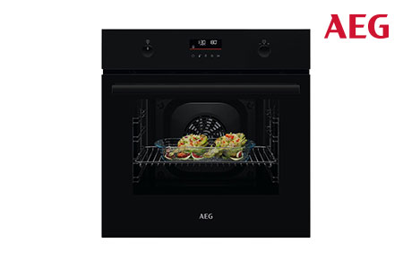 Einbau-Backofen in Schwarz von AEG