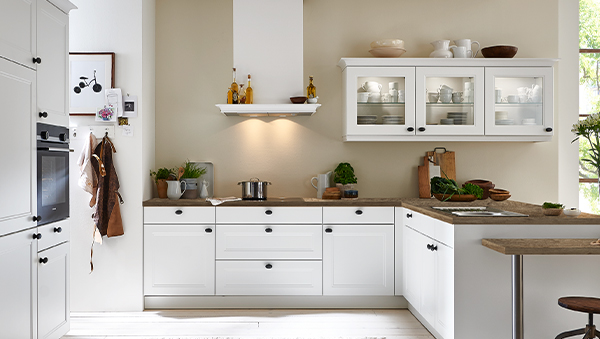 Küchenfronten mit Möbelknopf Griffen aus hochwertigem Material