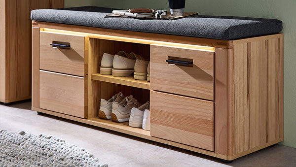 Garderobenbank aus Massivholz