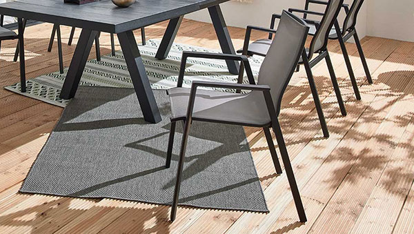 Stapelbarer-Gartenstuhl Acarna von MONDO aus Ranotex®-Gewebe