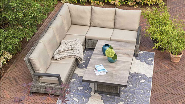 Gartencouchtisch mit Polyrattan und Keramik Tischplatte